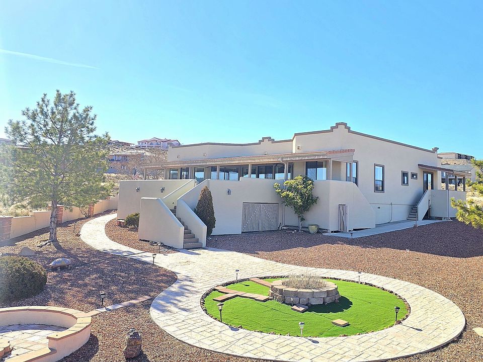 1st image of 321 Padre Canyon Dr