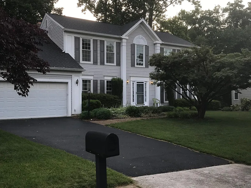 Oak Farm Dr