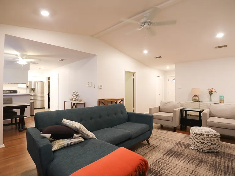 12315 Wycliff Ln — Photo 9