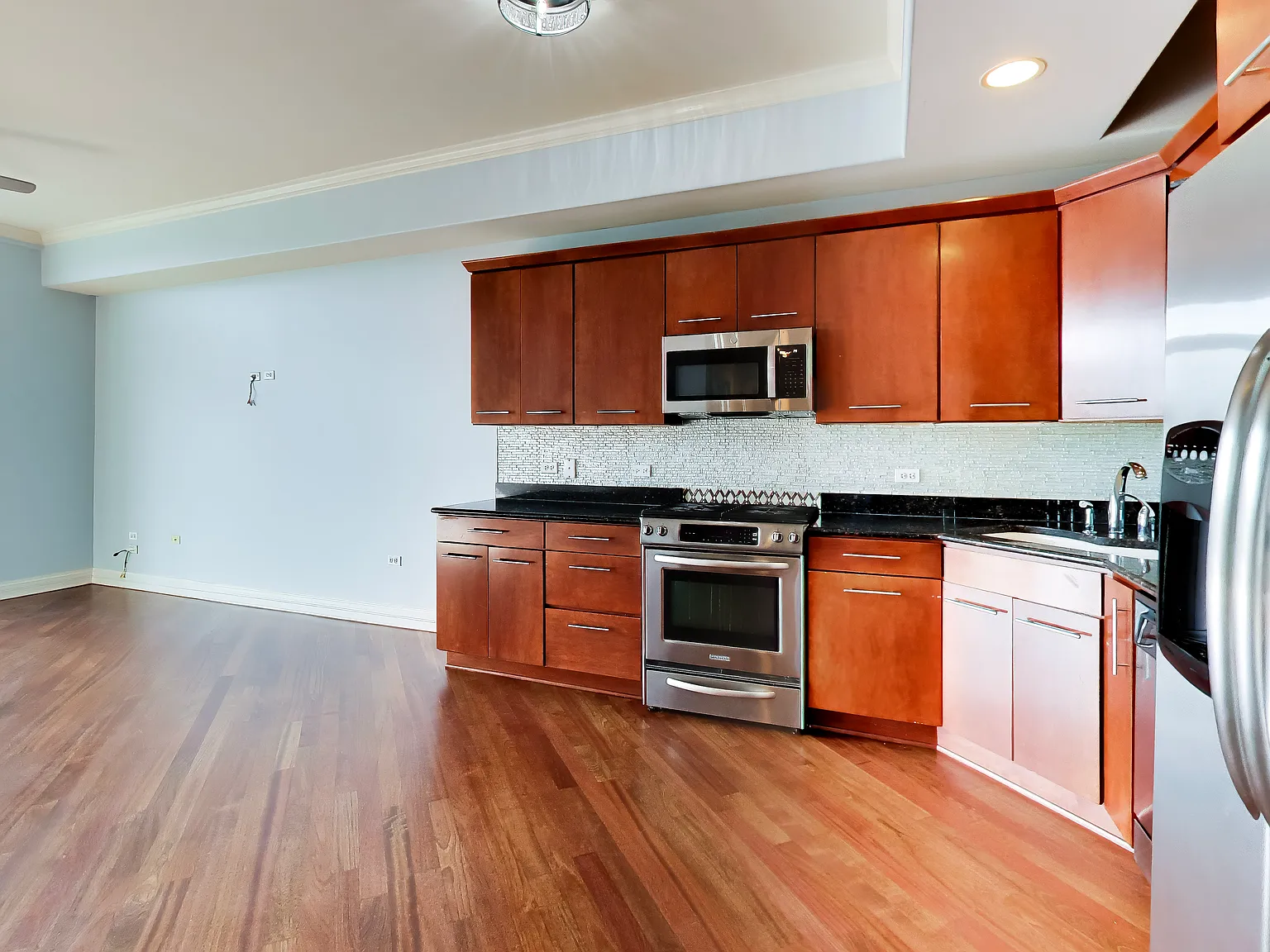 3 bed, 1500 sqft, $2,600 — Photo 4