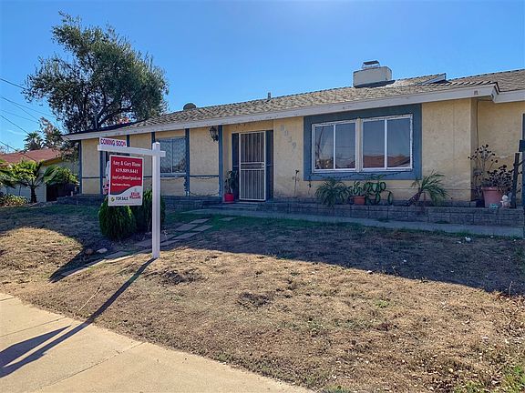 5th image of 8839 Carlton Oaks Dr