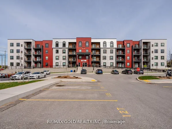 1 Chef Ln #213, Barrie, ON L9J 0T1
