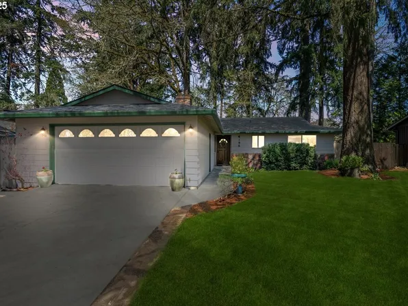 6190 SW Cross Creek Dr, Beaverton, OR 97078