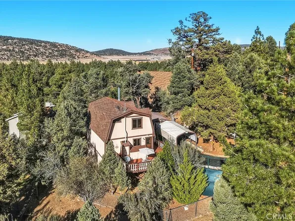 421 Adams Dr, Big Bear City, CA 92314