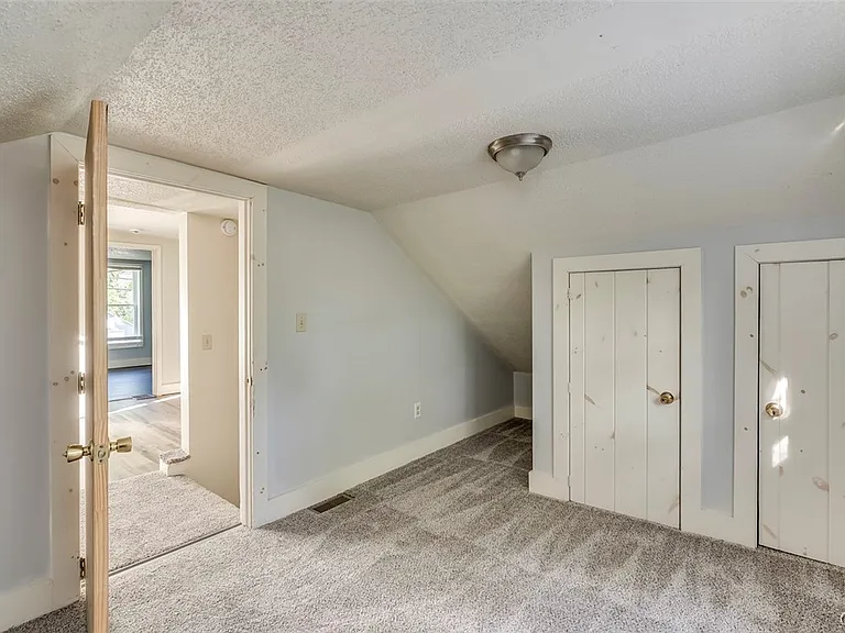 544 S Mechanic St — Photo 37