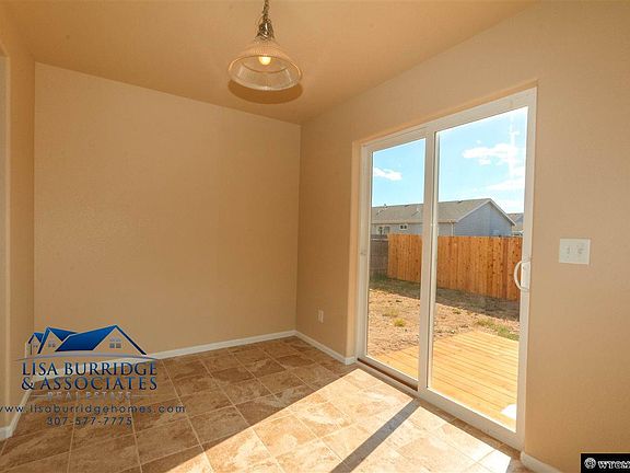 5th image of 622 Bozeman Trl