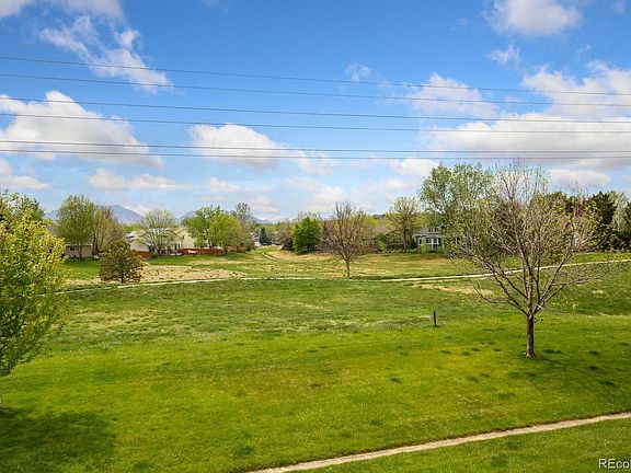 4th image of 307 S Taft Ct #34