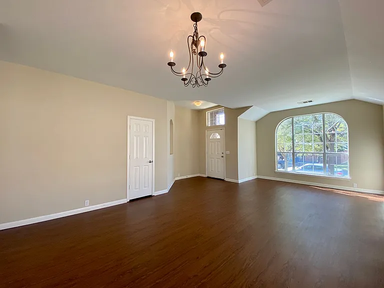 3323 Alexander Valley Cv — Photo 6