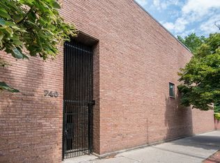 740 W Webster Ave #G, Chicago, IL 60614