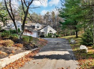 18 Canterbury Way #18, Cape Elizabeth, ME 04107