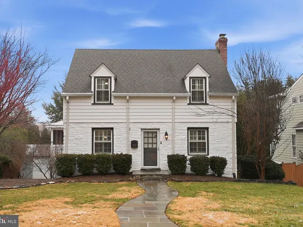 1701 N Greenbrier St, Arlington, VA 22205