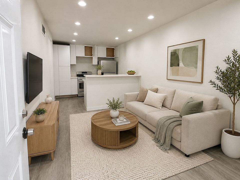 1st image of 537 W Colden Ave