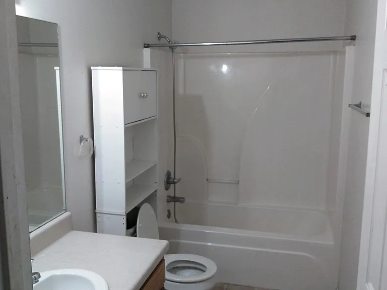 3486 Hedge Dr NE #3486 — Photo 5
