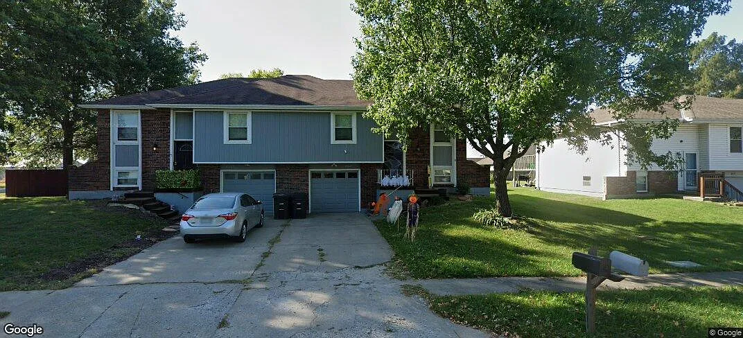 3 bed, 2.5 bath, 1672 sqft, $1,700 — Photo 1