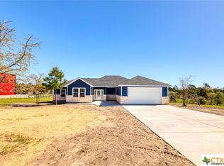 139 County Rd, Paige, TX 78659