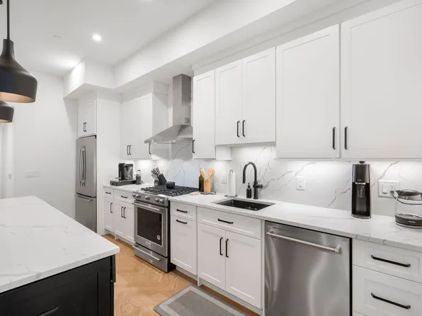 151 Webster Avenue image 16 of 41