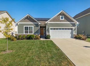 6807 Wadlow Ct, Godfrey, IL 62035