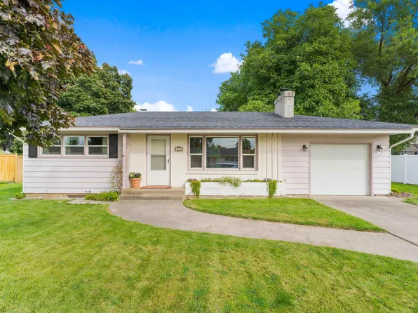 212 N McCabe Rd, Spokane, WA 99216