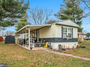 21 Willow Tree Ln, Dover, PA 17315