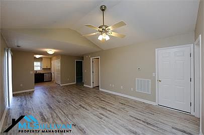 2nd image of 608 Edenberry Dr