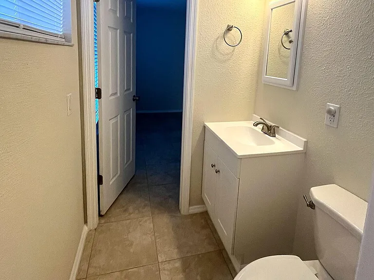 2030 SE Watercrest St — Photo 15