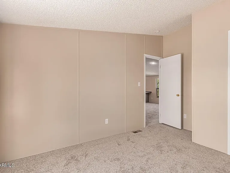 38429 N 27th Ave — Photo 5