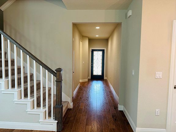 5th image of 14200 Alloro Dr