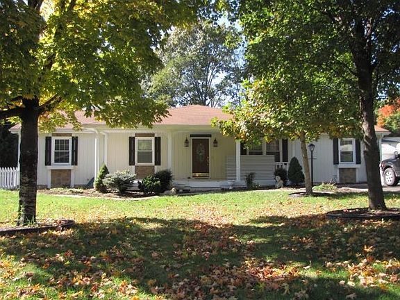 2nd image of 2325 Sorrel Ln
