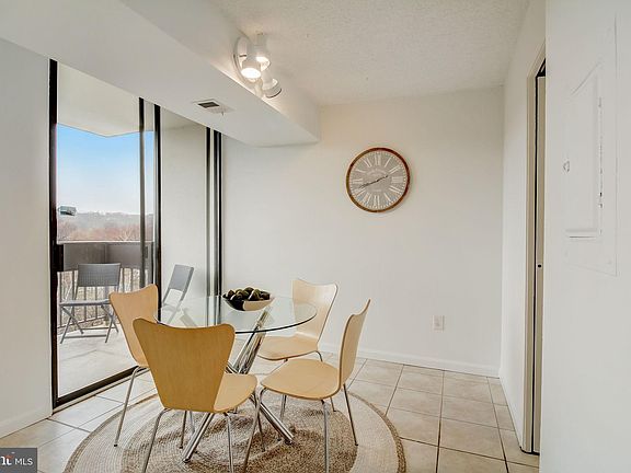 5th image of 5300 Holmes Run Pkwy APT 607