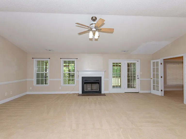 214 Lee Rogers Rd — Photo 7