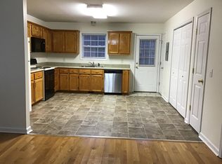 1008 Rachel Ct, Pleasant View, TN 37146