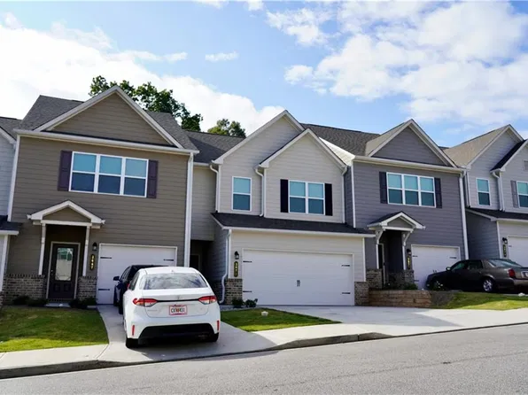 3671 Acorn Dr, Oakwood, GA 30566