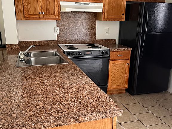 4th image of 2182 Bees Ferry Rd APT C