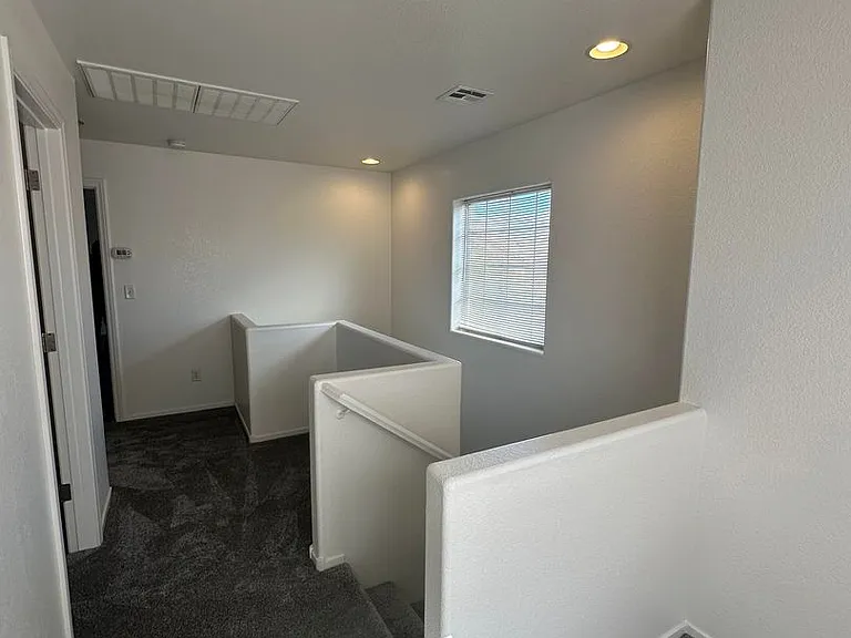 930 Wembly Hills Pl — Photo 18