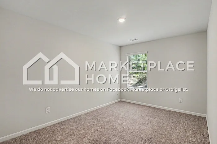 302 Oakwood Dr NW — Photo 22