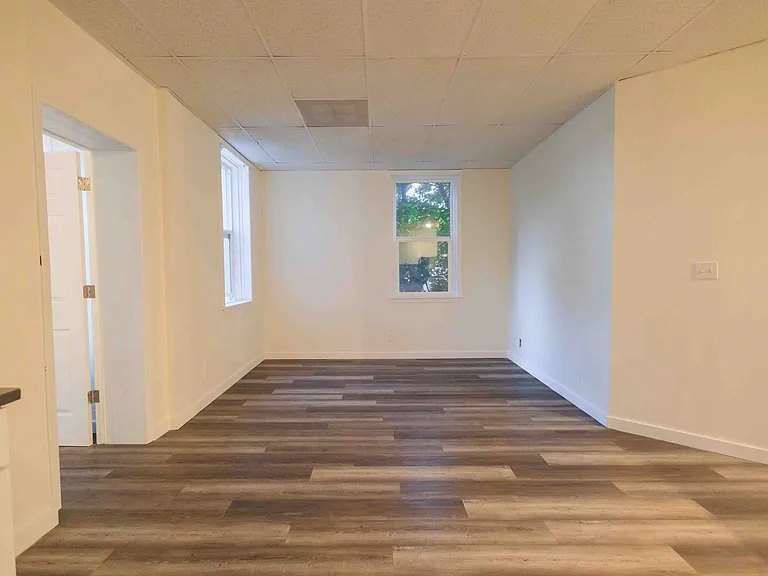 Apartments in the HEart of downtown Bozeman! — Photo 6