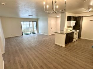 5241 Lindell Rd UNIT 102, Las Vegas, NV 89118