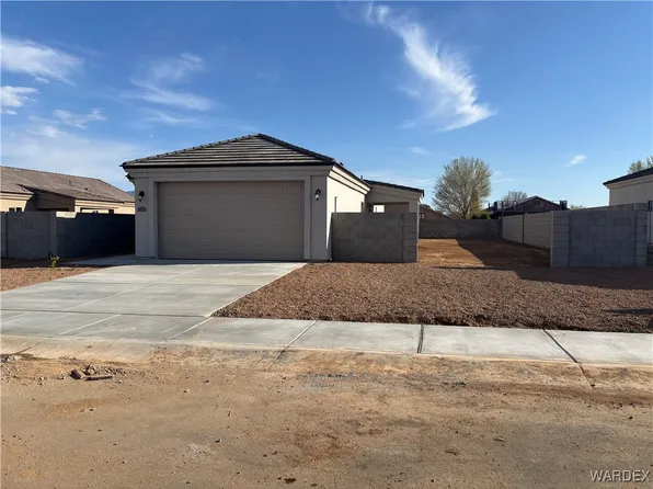 3270 E Farm Crest Avenue, Kingman, AZ 86409