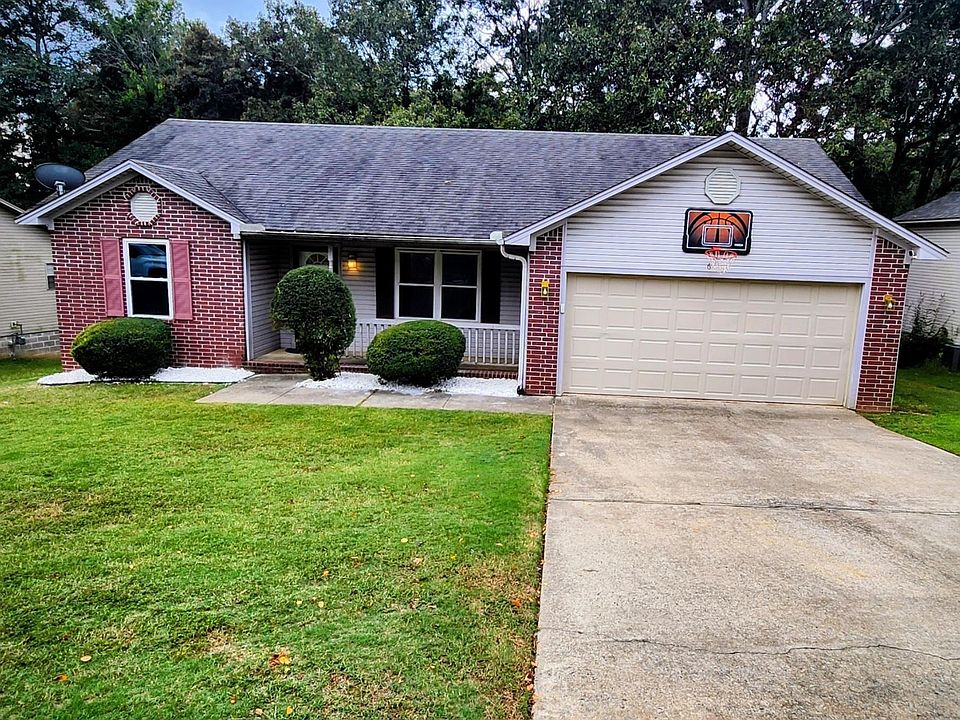 1st image of 61 Cinnamon Dr