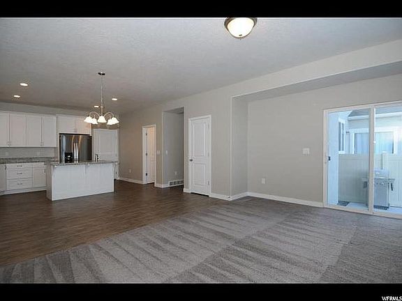 3rd image of 5632 Mule Ears Ln