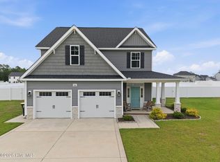 966 Appaloosa Trail, Grimesland, NC 27837