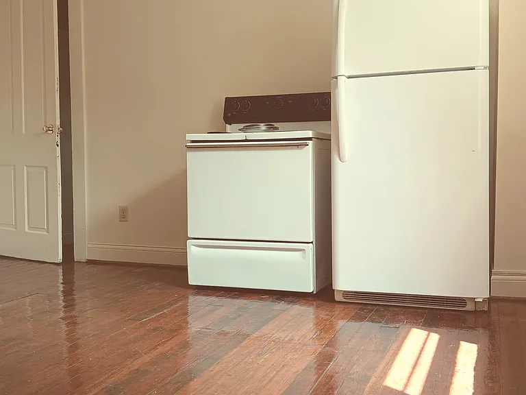 2116 Ravine St #2 — Photo 5
