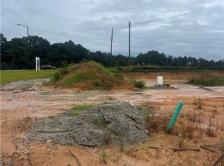 701 Riverton Ln, Statesboro, GA 30458