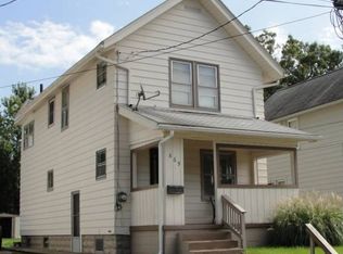 869 Keeney St, Akron, OH 44310