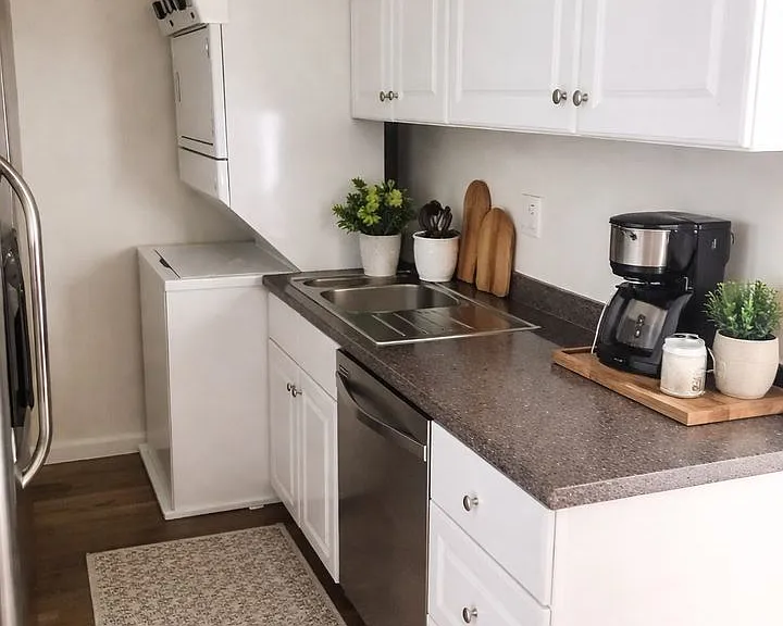 Canyon Club Apartments — Photo 31