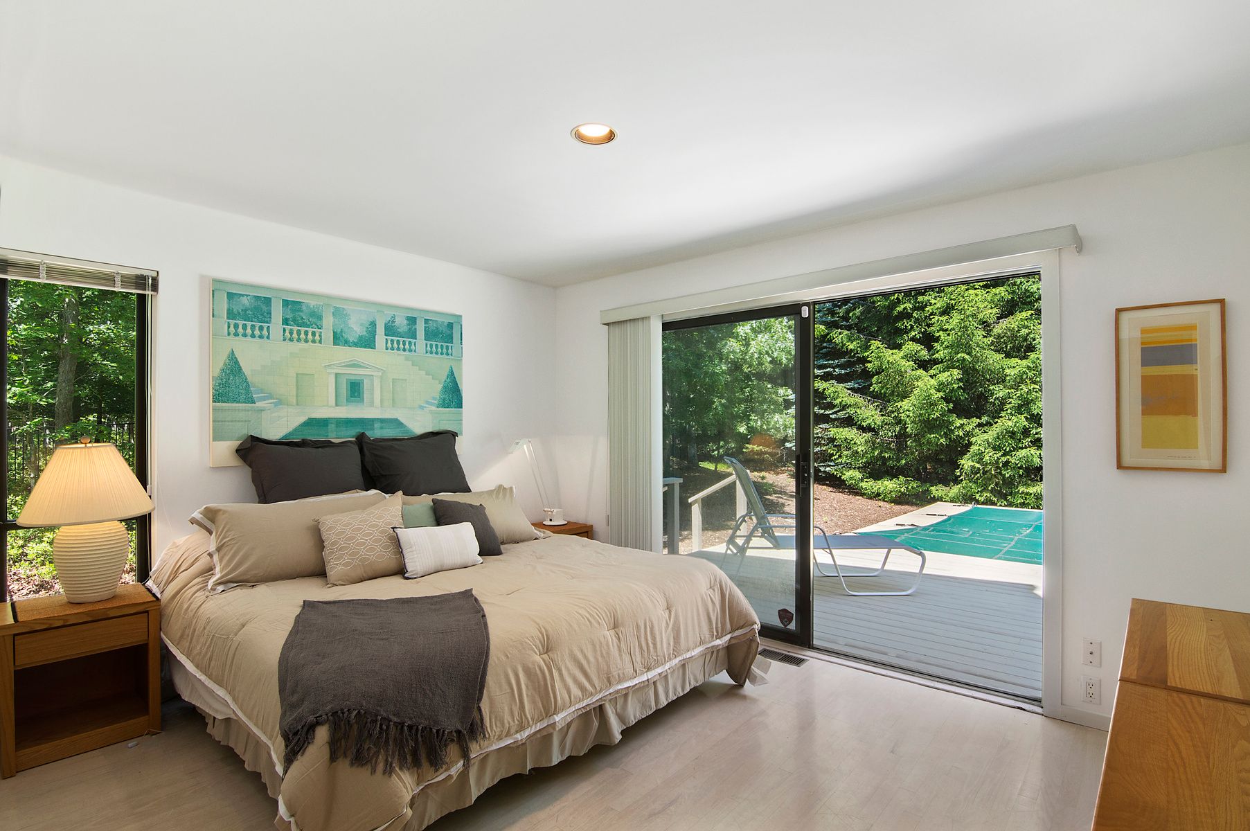 52 Jonathan Dr in East Hampton Out East