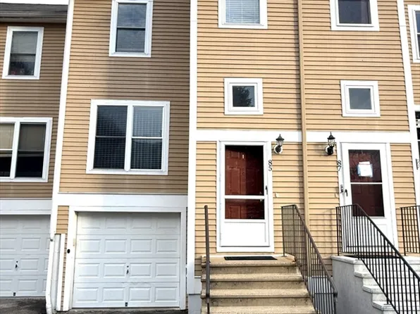 85 Camelot Dr #118, Worcester, MA 01602