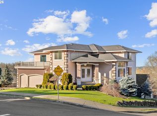 1727 NW Ogden St, Camas, WA 98607