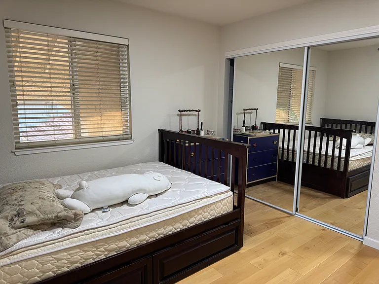 upstairs bedroom #3
