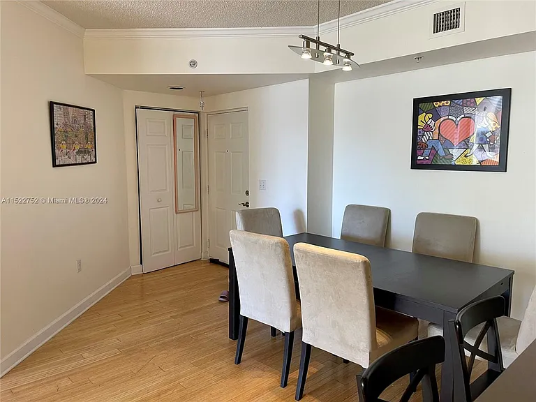 17145 N Bay Rd #Penthouse 4609 — Photo 4
